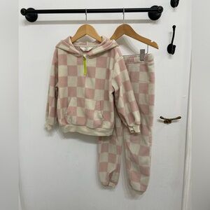 H&M Girls Pink and Cream Checkered Fleece Set